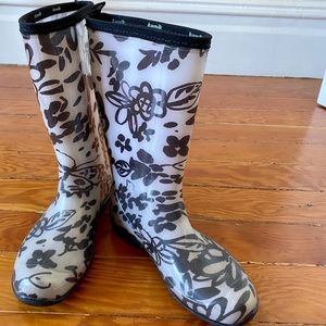 Kamik Rain Boots - 7, floral print